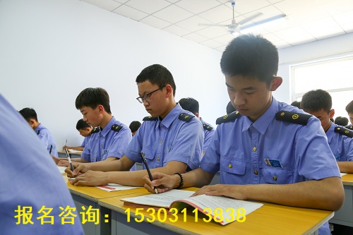 石家庄铁路职业高级技工学校管得严吗